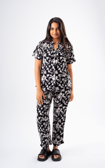 Queen's Pyjama No.1